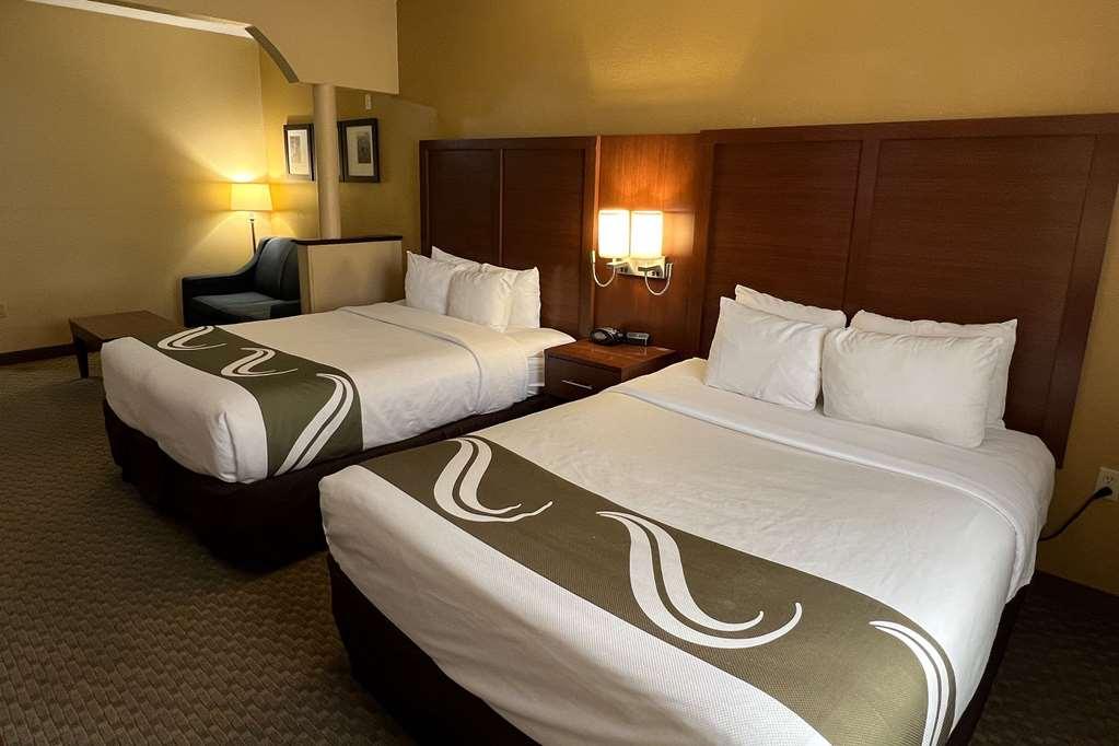 Quality Suites Midland North Loop 250 Номер фото